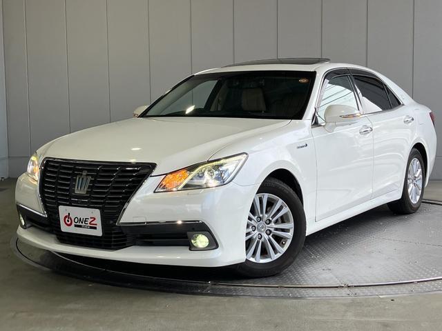 2014 Toyota Crown Hybrid Royal Saloon G