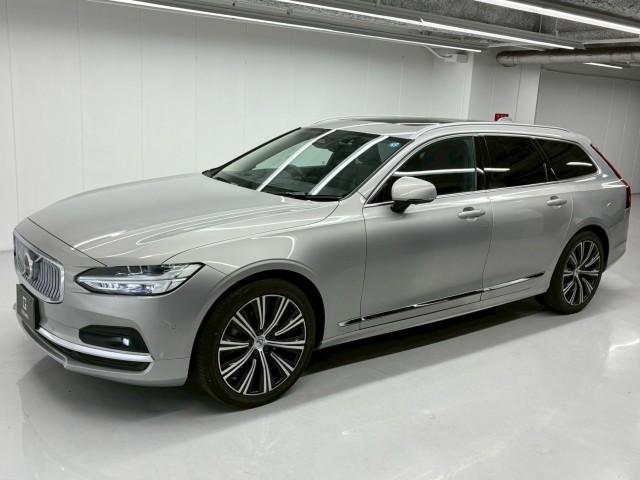 2023 VOLVO V90 Ultimate B5