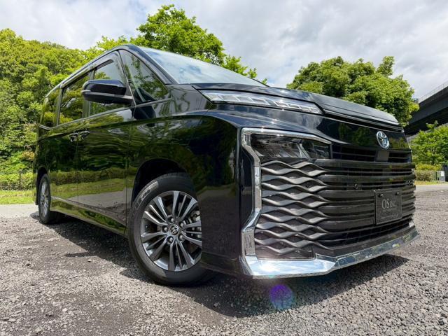 2023 Toyota VOXY Hybrid S-G /