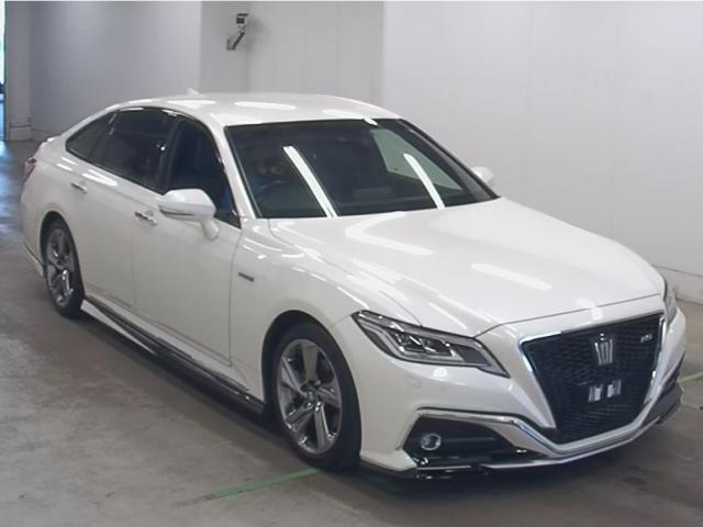 2019 Toyota Crown Hybrid RS Advance