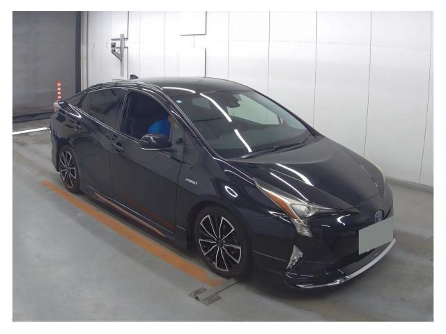 2016 Toyota Prius S Touring Selection — Photo 1