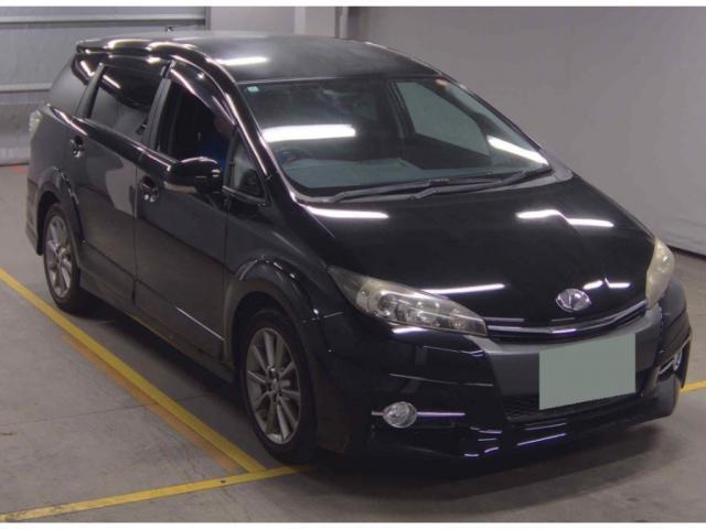 2012 Toyota Wish 2.0Z — Photo 1