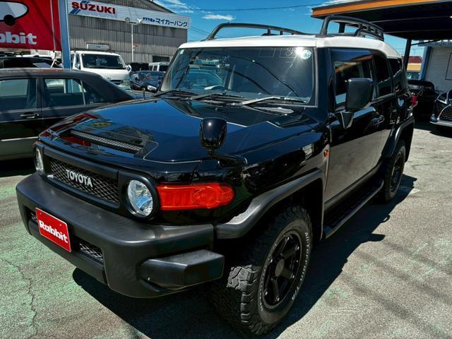 2013 Toyota FJCruiser Black Color Package
