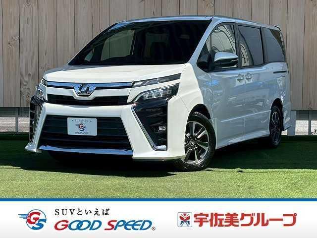 2017 Toyota VOXY ZS — Photo 1