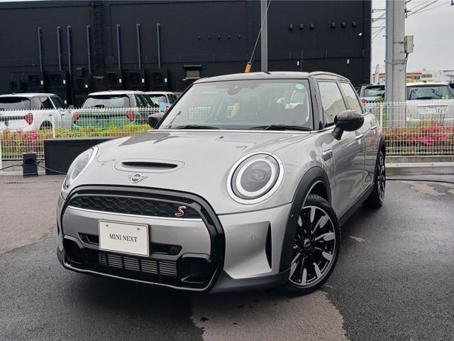 2023 BMW_Mini BMW Mini 3HB Cooper S