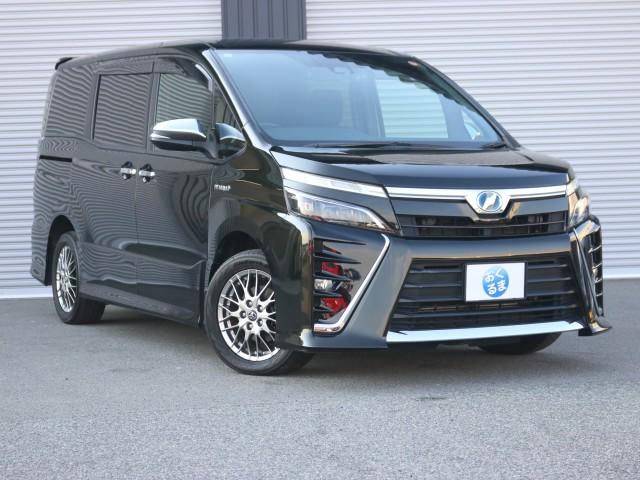 2018 Toyota Voxy Hybrid Hybrid ZS Kirameki Alpine 9-inch Navigation TV & 10.1 Rear Seat Flip-down Monitor Option Color — Photo 1