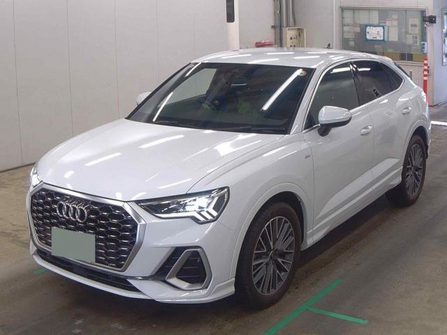2023 Audi Q3 SPORTBACK 35 TFSI S line Convenience & Assistance Package