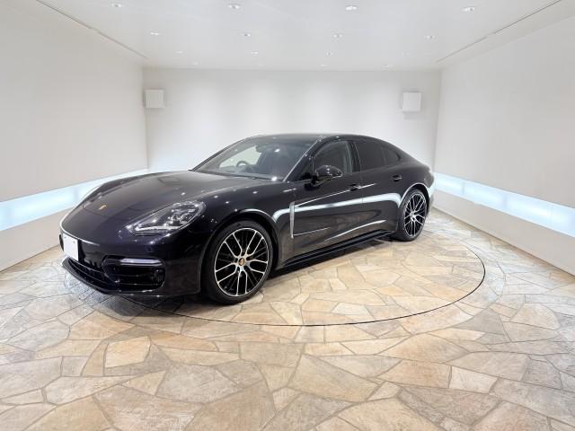 2023 Porsche Panamera Platinum Edition