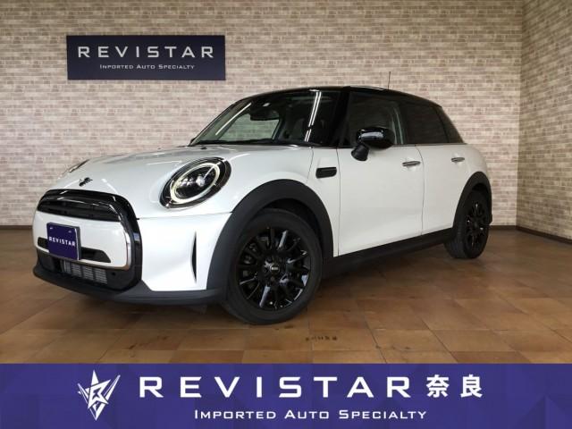 2023 BMW_Mini BMW Mini 5HB Cooper D CarPlay Compatible Half Leather Rear Camera Corner Sensor