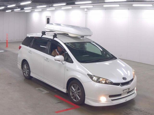2012 Toyota Wish 1.8S Monotone — Photo 1