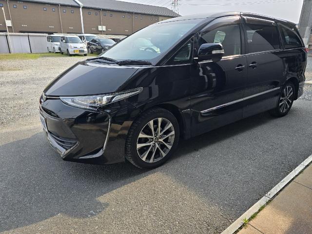 2016 Toyota Estima Aeras — Photo 1