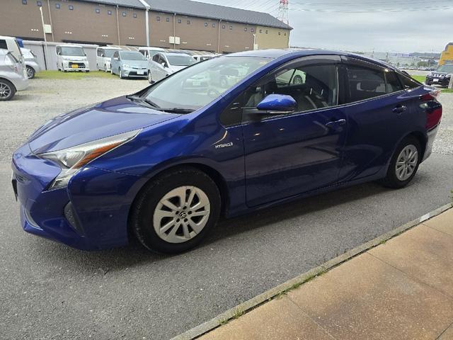 2016 Toyota Prius S — Photo 1