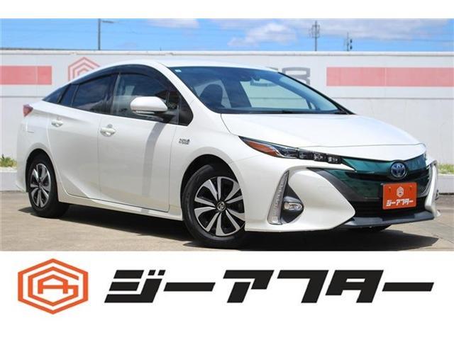 2017 Toyota Prius PHEV 1.8S — Photo 1