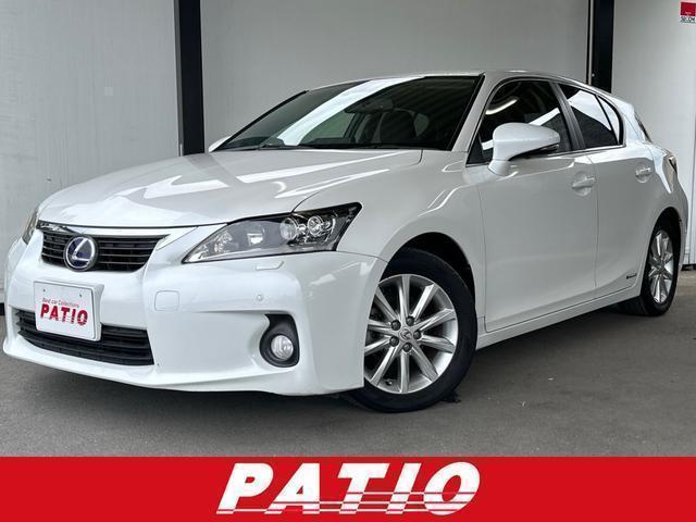 2011 CT CT200h Version C — Photo 1