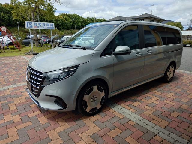 2025 Mercedes-Benz V Class V220d Exclusive Long Platinum Suite