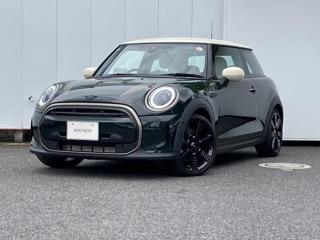 2023 BMW_Mini BMW Mini 3HB Cooper Resolute Edition — Photo 1