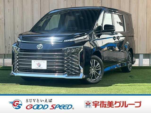 2022 Toyota VOXY S-G — Photo 1