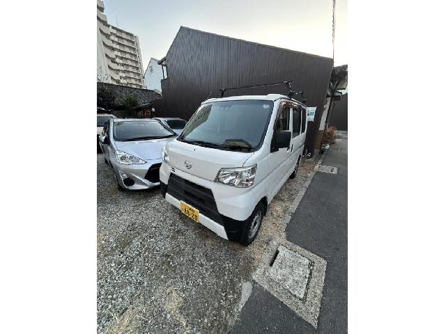 2019 Daihatsu Hijet Cargo Special Clean SA?