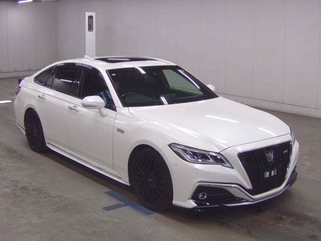 2019 Toyota Crown Hybrid RS Advance