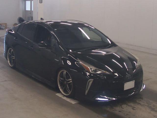 2019 Toyota Prius S Touring Selection
