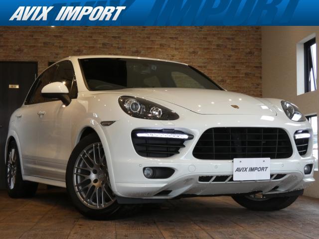 2012 Porsche Cayenne GTS
