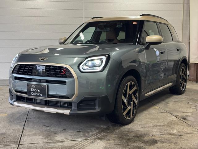 2024 BMW_Mini BMW Mini Countryman Countryman S ALL4 Favored Trim