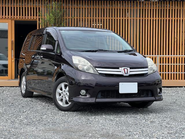 2013 Toyota ISIS Platana V Selection