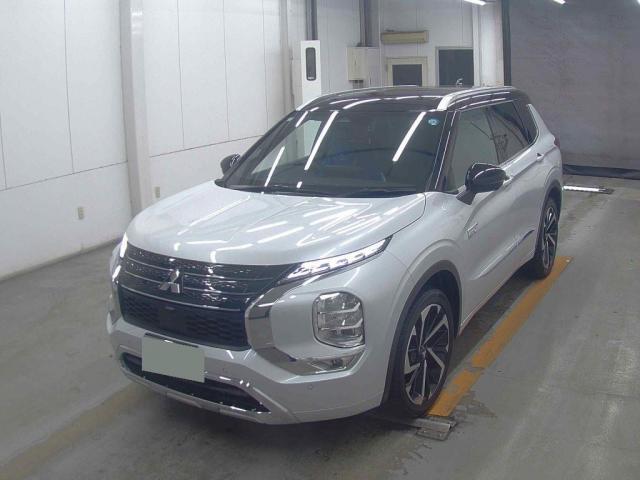 2023 MITSUBISHI Outlander PHEV P