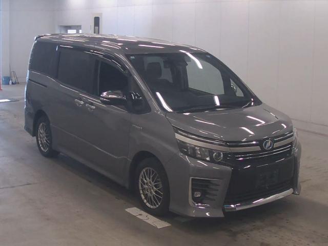 2017 Toyota Voxy Hybrid Hybrid ZS Kirameki?