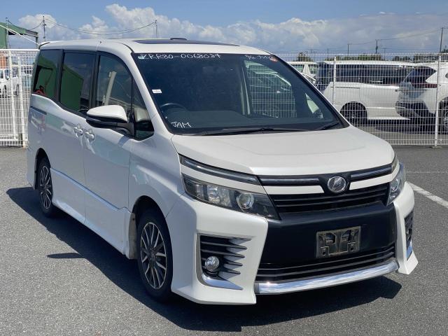 2014 Toyota VOXY ZS — Photo 1