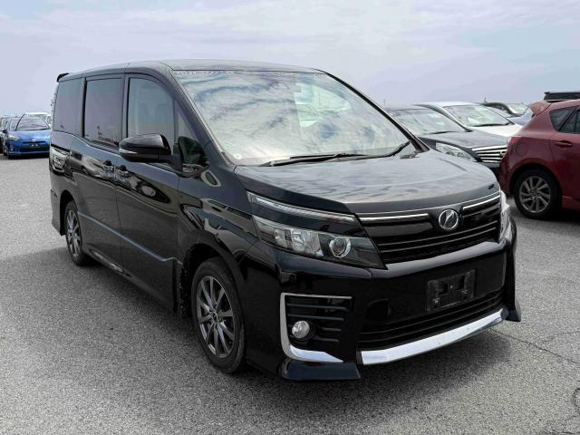 2016 Toyota VOXY ZS — Photo 1