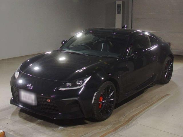 2025 Toyota GR86 RZ — Photo 1