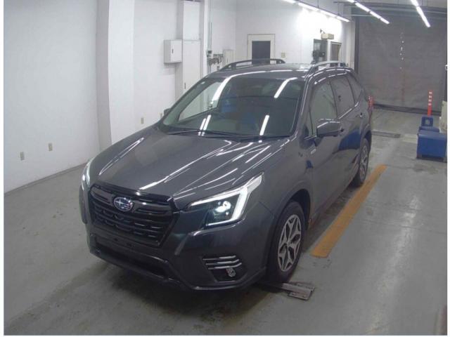 2021 Forester Hybrid Touring 4WD — Photo 1