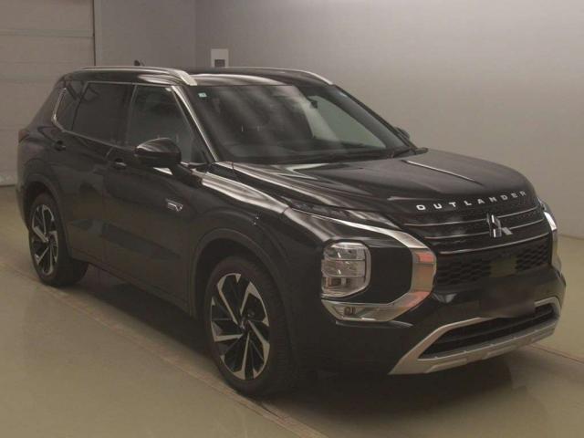 2023 MITSUBISHI Outlander PHEV P