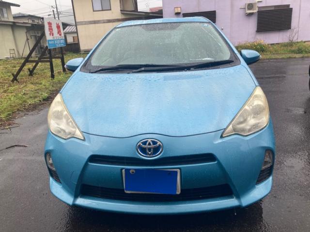 2013 Toyota Aqua S