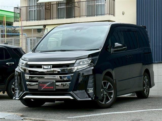 2017 Toyota NOAH 2.0Si 8 Seater