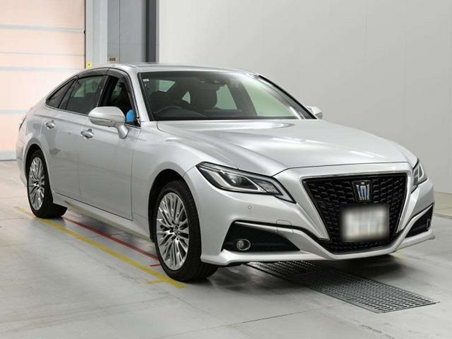 2021 Toyota Crown Hybrid S Four Elegance Style