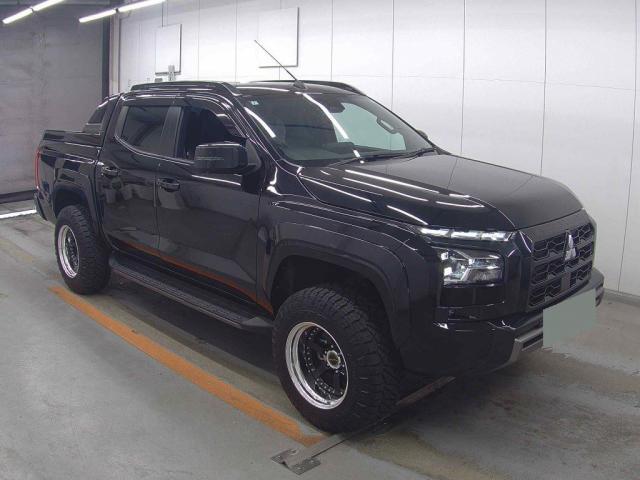 2024 MITSUBISHI Triton GSR