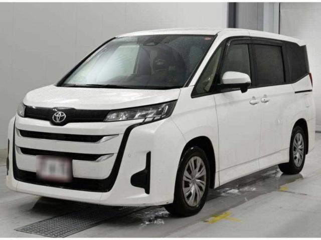 2025 Toyota Noah X — Photo 1