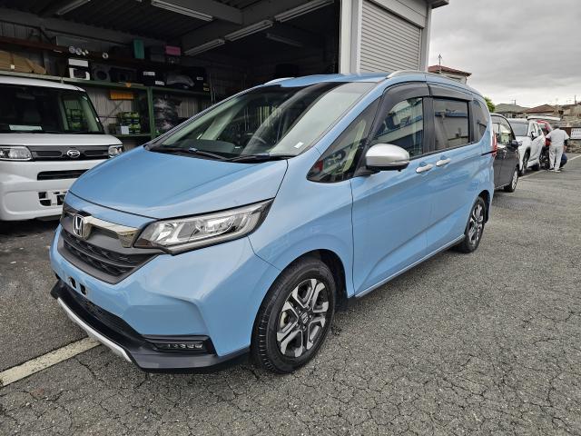 2020 Honda FREED PLUS Crosstar, Honda SENSING, Genuine 9-inch Navigation, Front and Rear Dashcam, Heater, ETC