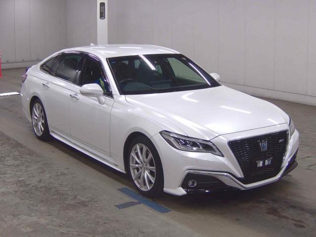 2021 Toyota Crown Hybrid RS Advance
