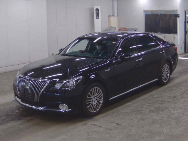 2018 Toyota Crown Majesta F Version