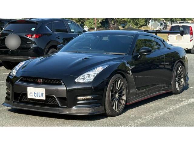 2014 Nissan GT-R Pure Edition