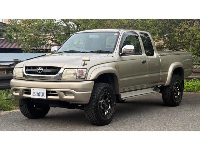 2004 Toyota HiluxSportsPickup 2D Sport Pickup Extra Cab Wide Body