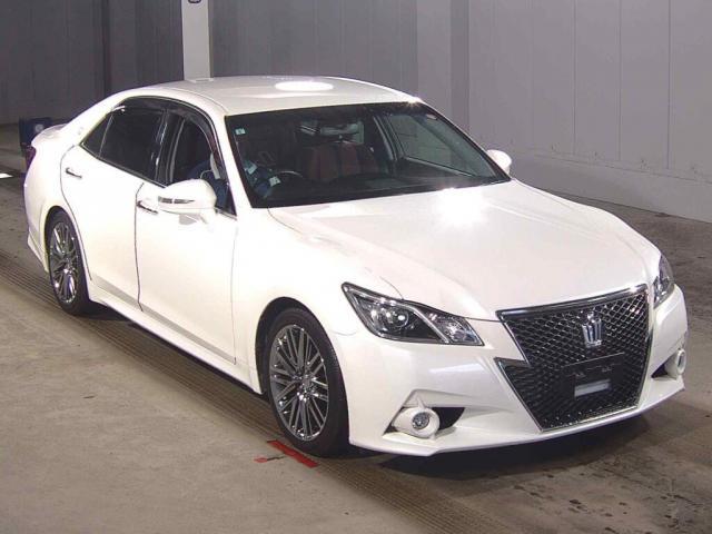 2013 Toyota Crown Athlete S