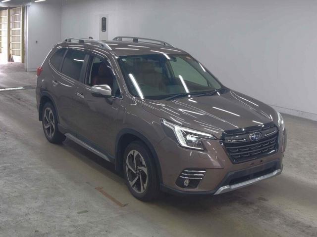 2021 Forester Hybrid Advance — Photo 1