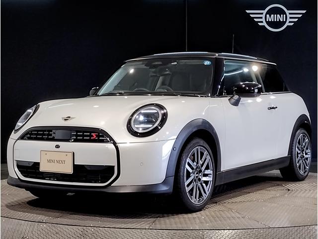 2024 BMW_Mini BMW Mini 3HB Cooper S Classic Trim