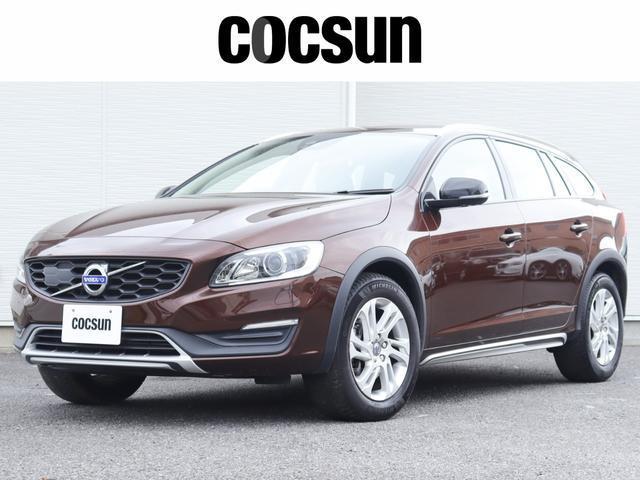2016 VOLVO V60 Cross Country D4 SE