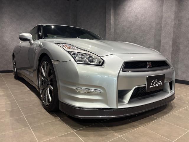 2014 Nissan GT-R Premium Edition