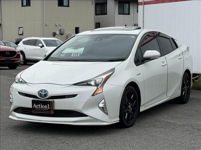 2016 Toyota Prius A — Photo 1